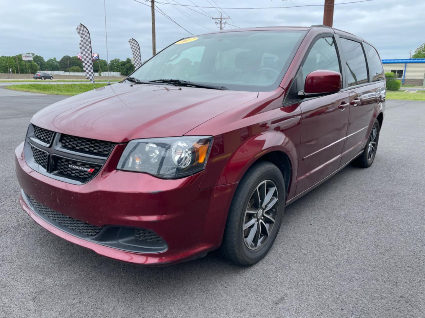 2017 Maroon Dodge Grand Caravan Passenger (2C4RDGBG9HR) with an V6, Flex Fuel, 3.6 Liter engine, Automatic, 6-Spd transmission, located at 8008 Warden Rd, Sherwood, AR, 72120, (501) 801-6100, 34.830078, -92.186684 - Photo#3